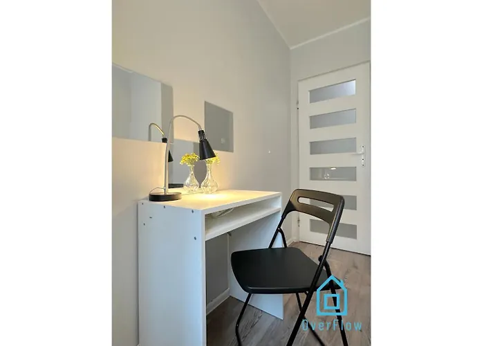 Pineapple 10 Min To Old Town Gdansk,pkp & Shopping Mall